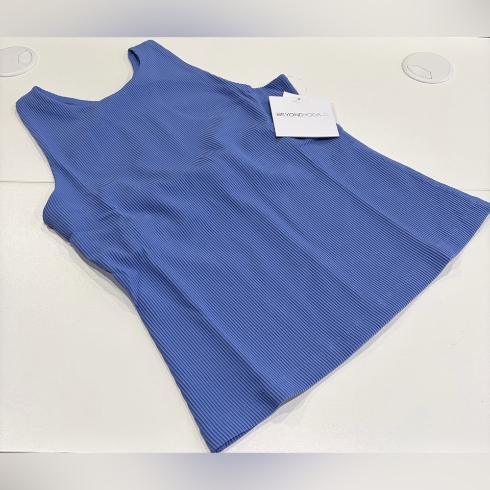Beyond Yoga Women's Small Refocus Ribbed Classic Tank Blue Lavender NWT Peri